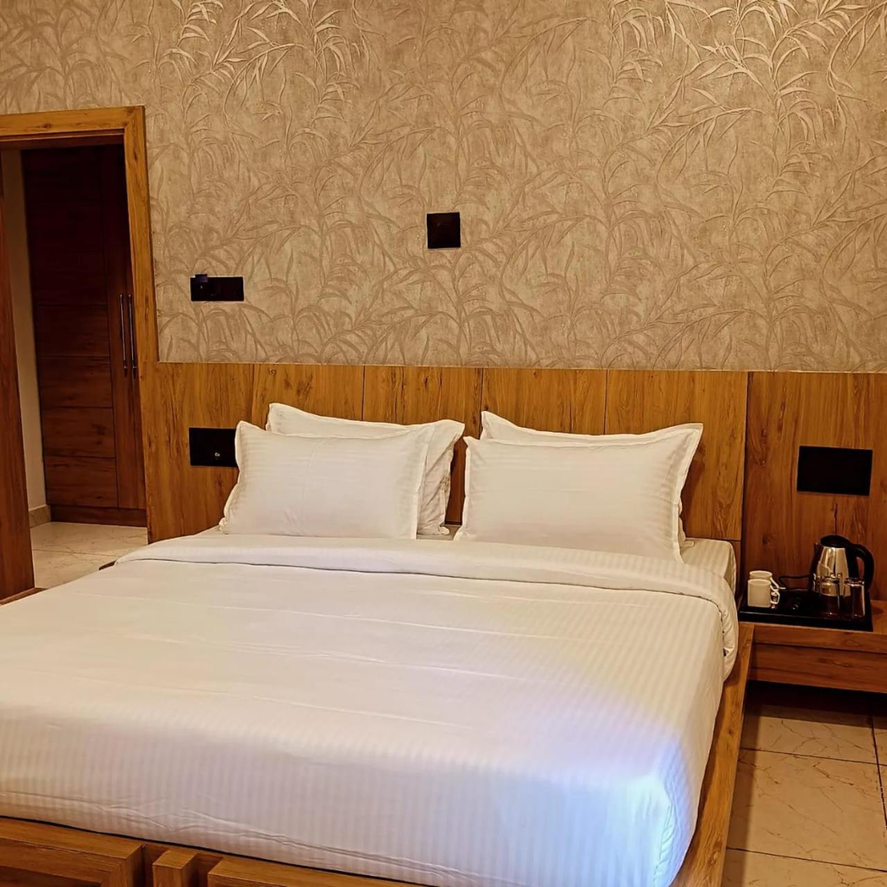 Le Casa Lion Resort A Premium Resort In סאסאן גיר מראה חיצוני תמונה